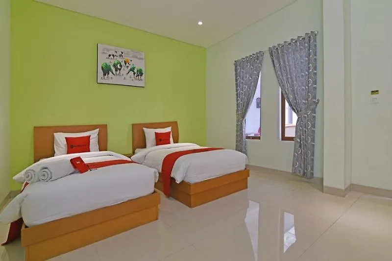 Reddoorz Plus @ Mahendradatta Denpasar Guest house Denpasar (Bali)